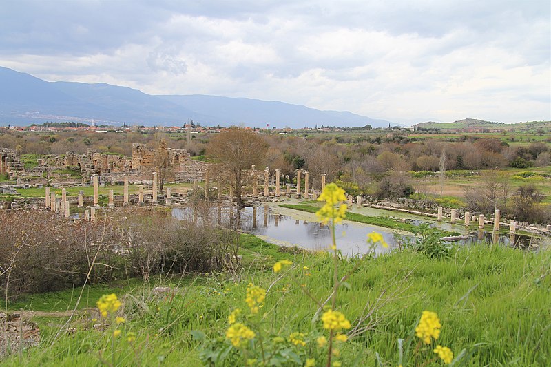 File:Aphrodisias 2013-03-27zm.jpg