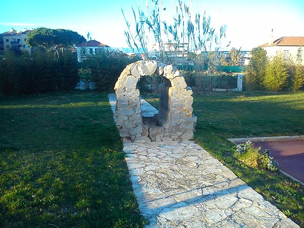 Fontveille Aqueduct; section of underground vault