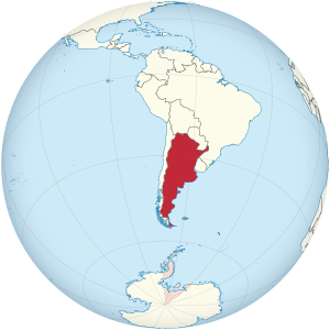 Argentina on the globe (all claims hatched) (Chile centered).svg