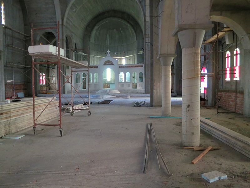 File:Argokiliotissa new church interior 13M351.jpg