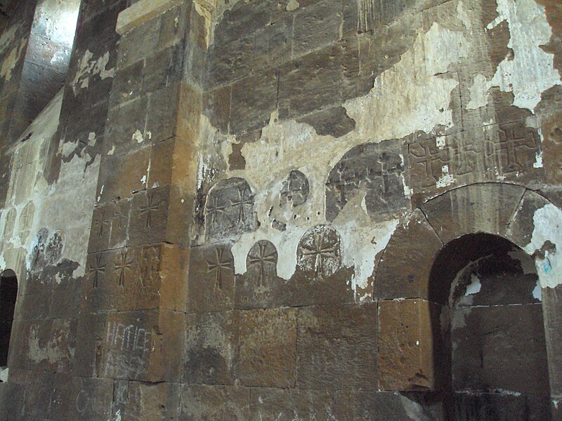 File:Armenian monastery Ktuts 04.jpg