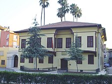 Atatürk-Museum in Adana.jpg