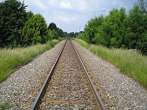 Aylesbury untuk Princes Risborough kereta api - geograph.org.inggris - 184687.jpg