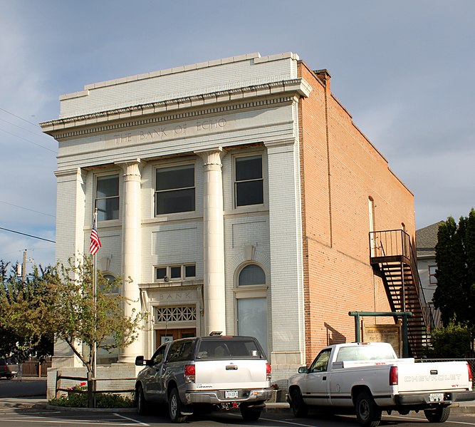 File:Bank of Echo - Echo Historical Museum - Echo Oregon.jpg