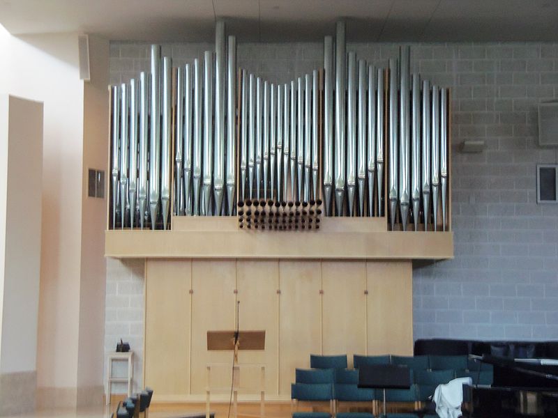 File:Blessed Sacrament Church pipe organ - Alexandria, Virginia.JPG