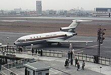 A Boeing 727-100 at Tokyo's Haneda Airport in 1964 Boeing 727-46, Japan Airlines (JAL) JP6839064.jpg