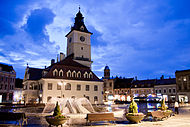 Brașov Council Square at night