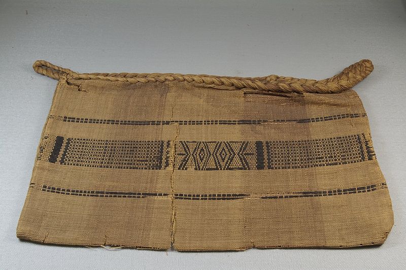 File:Brooklyn Museum 22.1629 Bag.jpg