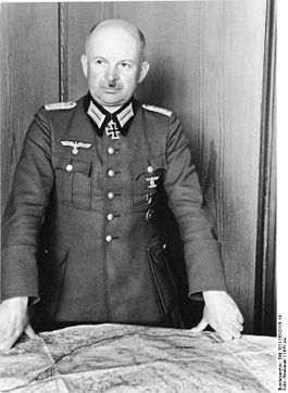 Bundesarchiv Bild 101I-185-0118-14, Oberst Kurt Zeitzler.jpg