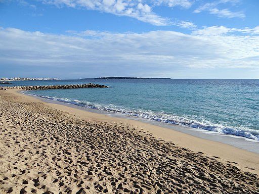 cannes plage