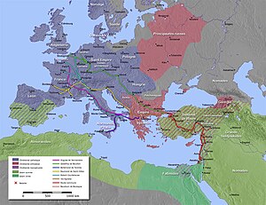 Vermandois'li Hugh I, Bouillon'lu Godfrey, Taranto'lu Bohemond, Toulouse'lu Raymond IV, Robert Curthose ve Boulogne'lu Baldwin'in rotalarını gösteren bir Akdeniz haritası.  Haçlı seferi sırasında büyük Hıristiyan ve Müslüman imparatorlukları da vurgulanmıştır.  Küçük Asya'daki büyük savaşlar işaretlenmiştir.
