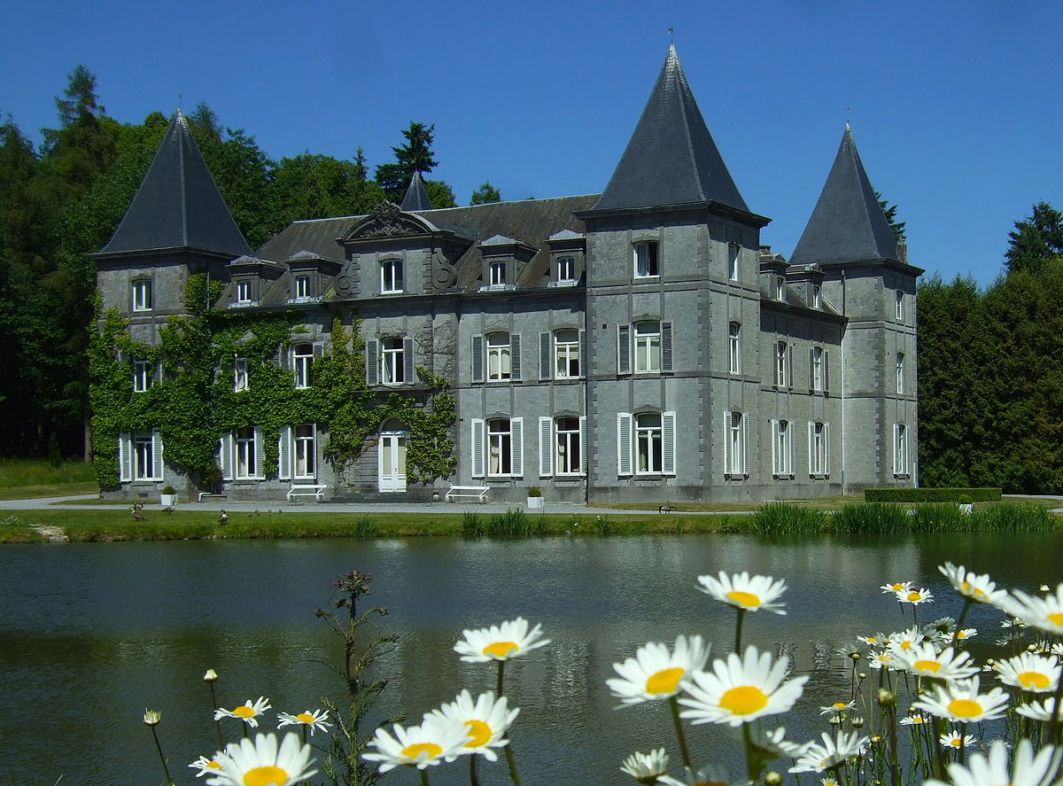 Замок провинция. Castle Belgium.