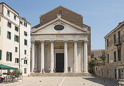 Église San Nicolò da Tolentino.