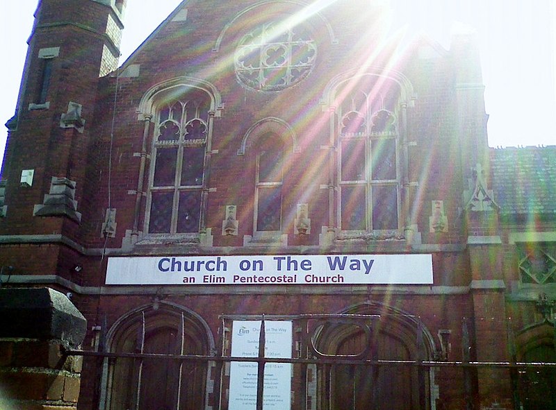 File:Church On The Way, Hull - geograph.org.uk - 3093726.jpg