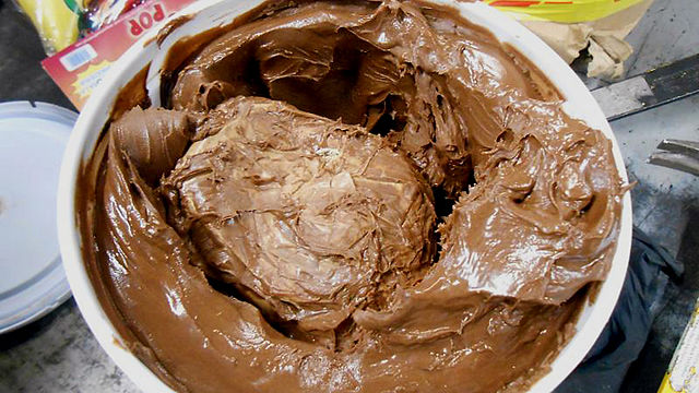 Heroin in Chocolate By U.S. Customs and Border Protection (Cincinnati CBP Officers Stop Drug Smugglers) [Public domain], via Wikimedia Commons