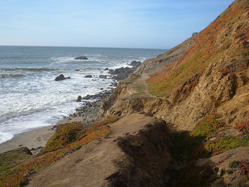 File:Cliff overlooking Pacifica State Beach 1.JPG