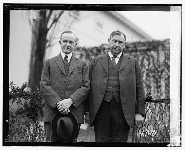 File:Coolidge & Harlan F. Stone LOC npcc.10890.jpg