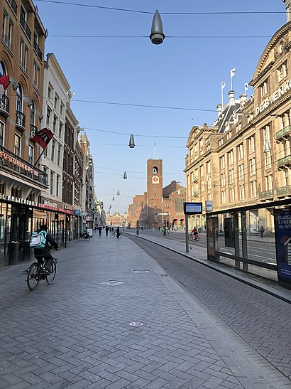 Hoe gaan naar Damrak met het openbaar vervoer - Over de plek