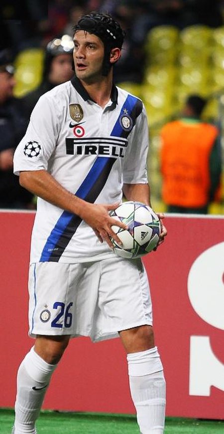 Cristian Chivu 2011.jpg