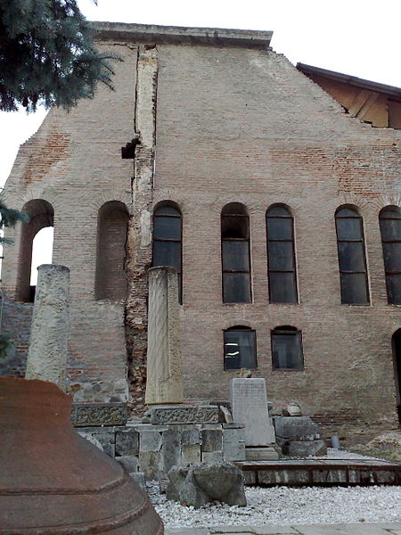 File:Curtea Veche 090920111452.jpg