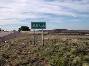 Departamento Lihuel Calel: Gobiernos locales, Límites, Población