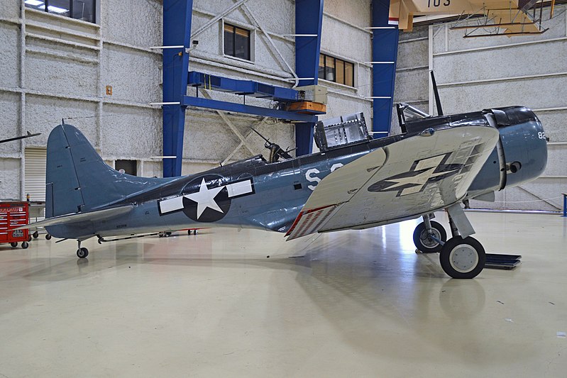 File:Douglas A-24B Dauntless ‘54682 - 82 - S-9’ (N93RW) (40368765631).jpg