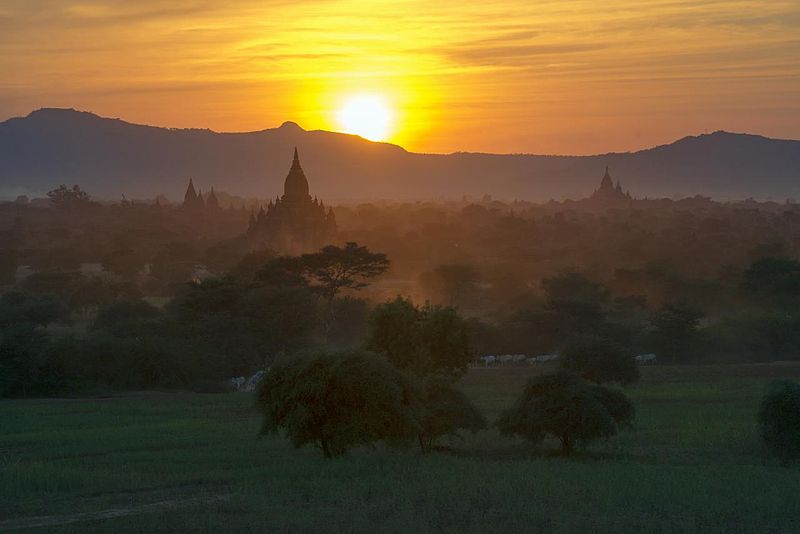 File:Dreams of Myanmar (8280448574).jpg