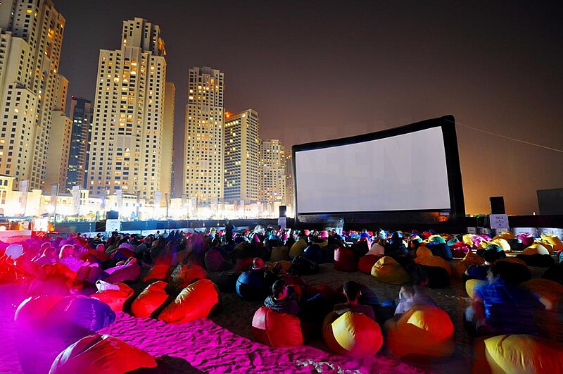 File:Dubai-Filmfestival-2010.jpg