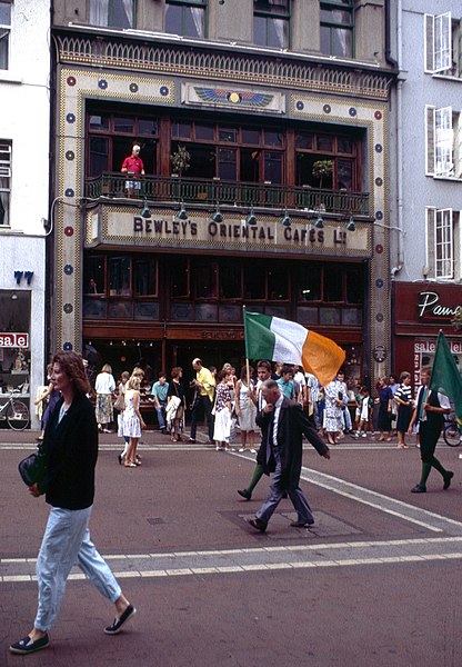 File:Dublin-37a-Grafton Street-Bewley's Oriental Cafe-1989-gje.jpg