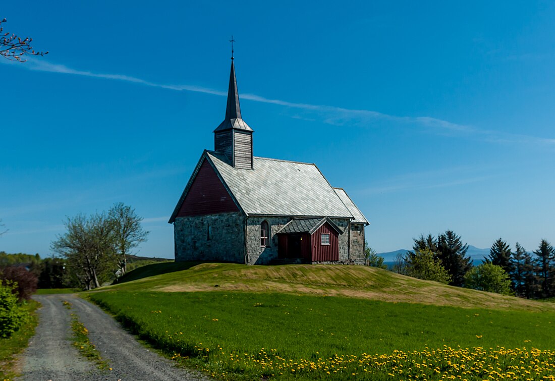 Edøy gamle kyrkje