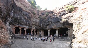 Elephanta-Höhlen: Die Insel Elephanta, Haupthöhle, Nebenhallen