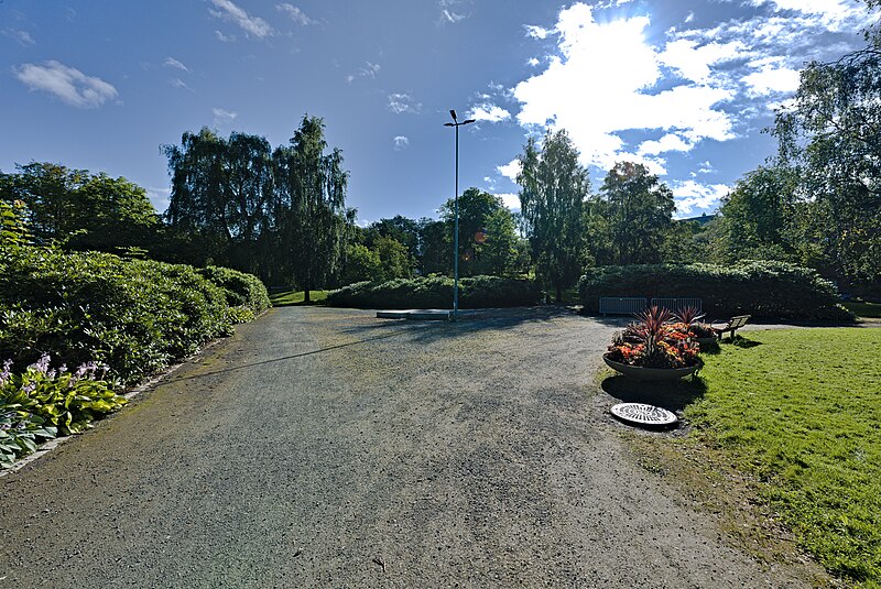 File:Elgeseterparken Sykehjem Trondheim 2022-08-18 03.jpg