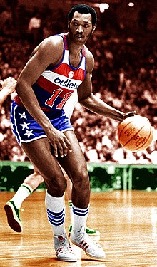 Elvin Hayes 1975 Bullets.jpg