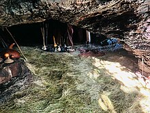 Entrance into the Kiwumulo Cave 1 Entrance into the Kiwumulo Cave 1.jpg