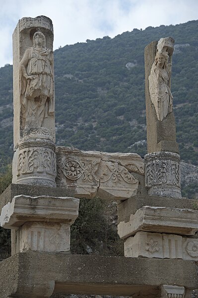 File:Ephesus Temple of Domitian in 2015 2673.jpg