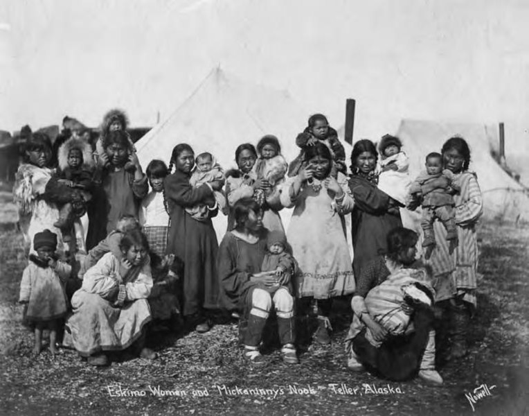 File:Eskimo women and children, Teller, Alaska, between 1900 and 1910 (AL+CA 4930).jpg