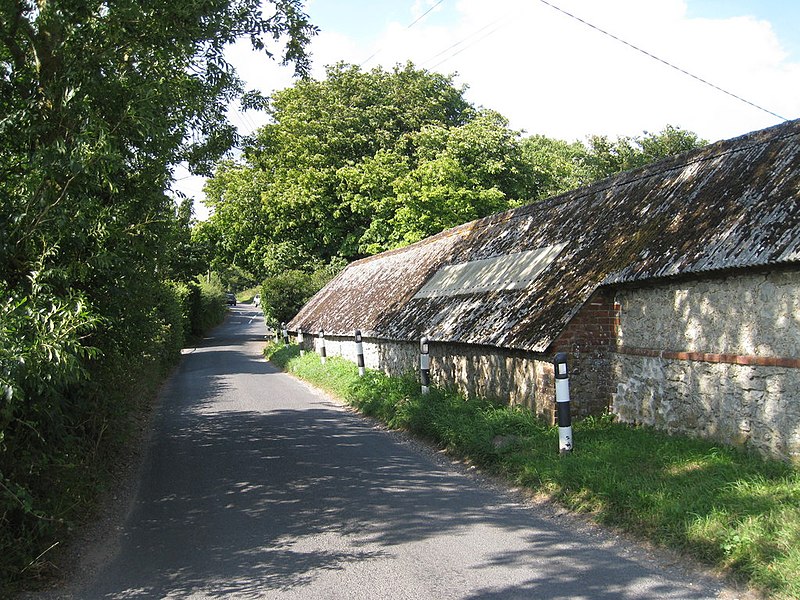 File:Farm Building at Court Farm - geograph.org.uk - 1978051.jpg