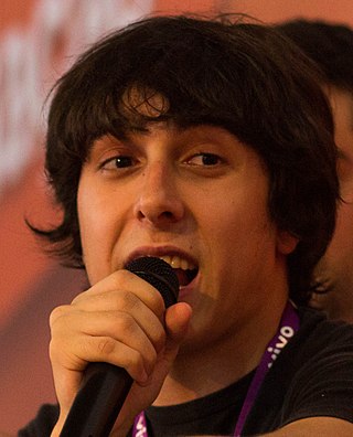 <span class="mw-page-title-main">Felipe Castanhari</span> Brazilian YouTuber and television personality (born 1989)