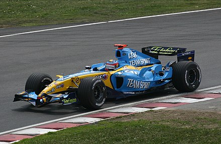 Формула 1 2005. Renault f1 2002. Renault r25 Фернандо Алонсо 2005. F1 2005 Renault. Renault r25 Alonso.
