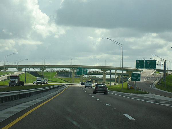 Florida's Turnpike southbound at the interchange with SR 429 in Ocoee, Exit 267A