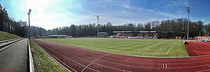 So kommt man zu Stade Émile Mayrisch mit den Öffentlichen - Mehr zum Ort Hier