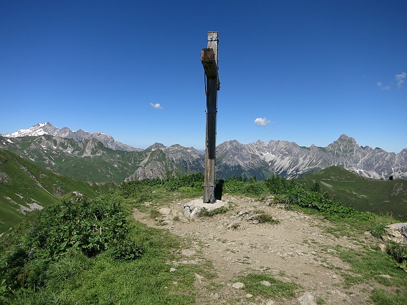 File:GeisspitzeMontafon05.jpg