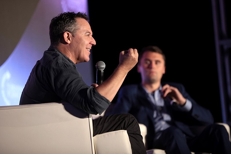 File:Greg Gutfeld & Charlie Kirk (48512258387).jpg