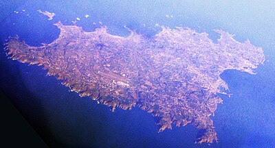 An aerial view of Guernsey, from 33,000 feet. Guernsey island.jpg