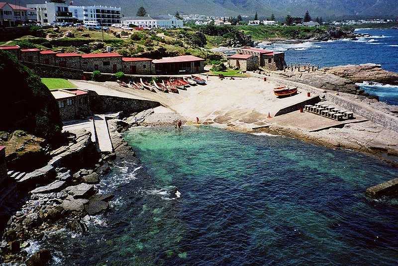 File:Hermanus-harbour.jpg