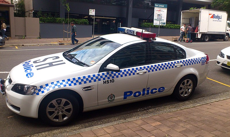 File:Holden Commodore Police Car.jpg