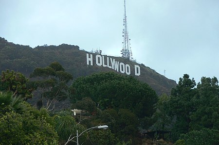 Tập tin:Hollywood Sign close up 2006.jpg