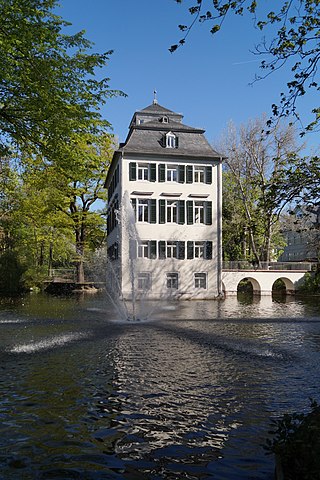 <span class="mw-page-title-main">Holzhausenschlösschen</span> Moated country house in Frankfurt, Germany