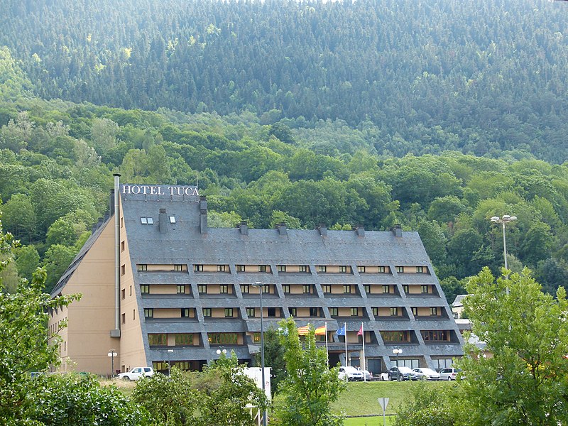 File:Hotel Tuca - Betren - P1040119.jpg