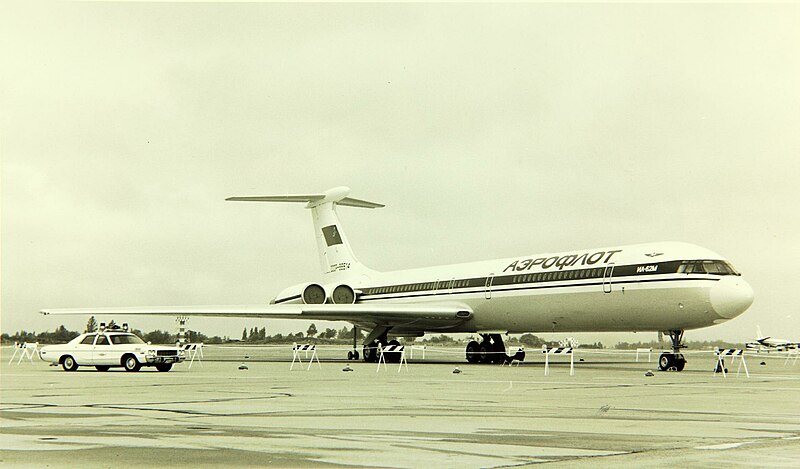 File:Ilyushin Il-62M Aeroflot CCCP-86614 (7585427734).jpg